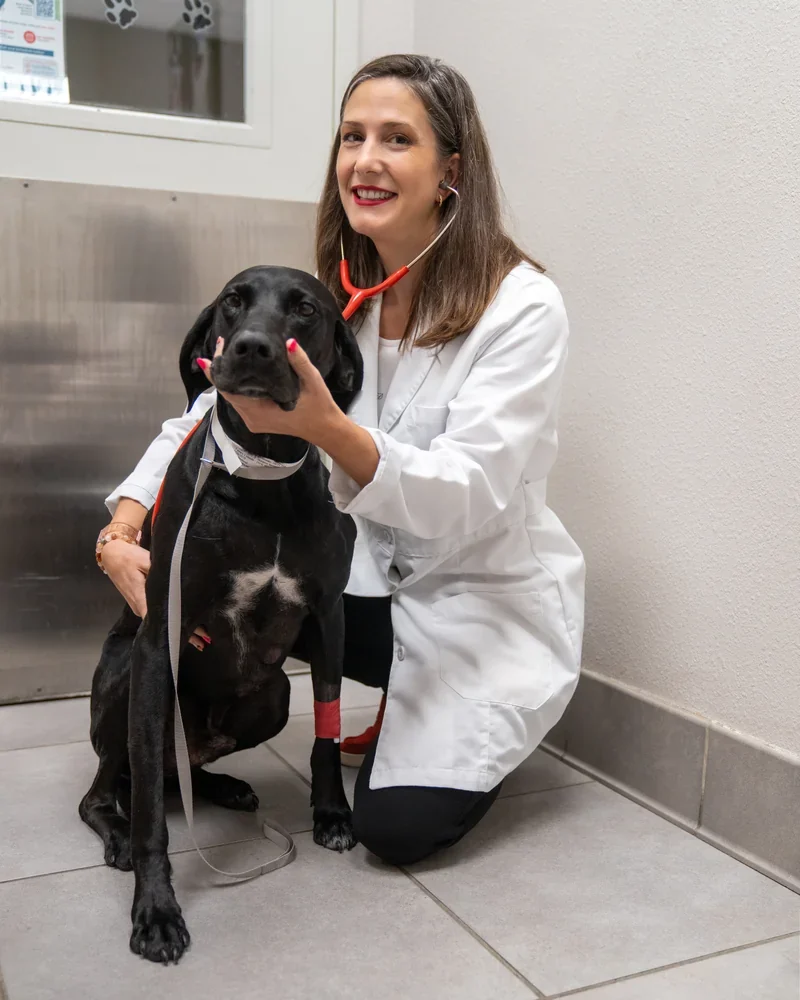 Dr. Kerrie Lewis providing hands-on anesthesia care